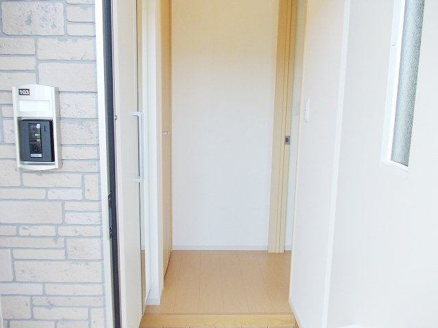ＳＯＲＡⅡ号館の玄関