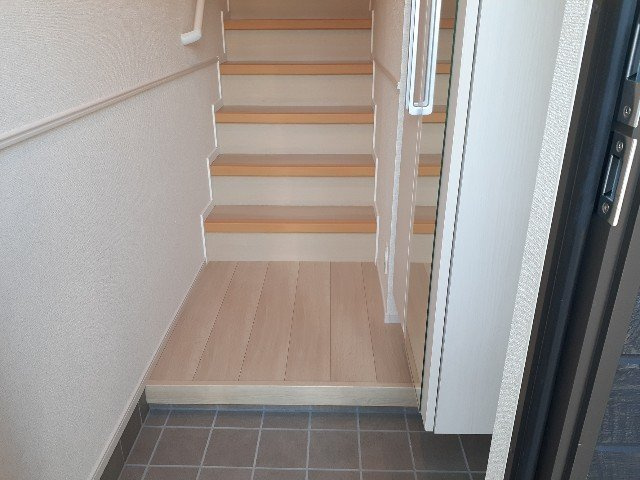 ｉｚｕｍｉ１（イズミ１）の玄関