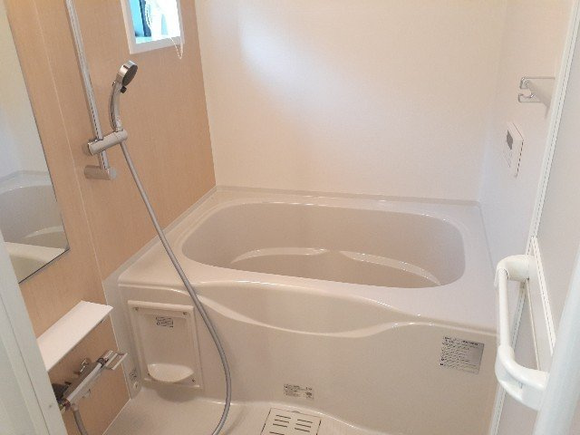 ｉｚｕｍｉ１（イズミ１）の浴室