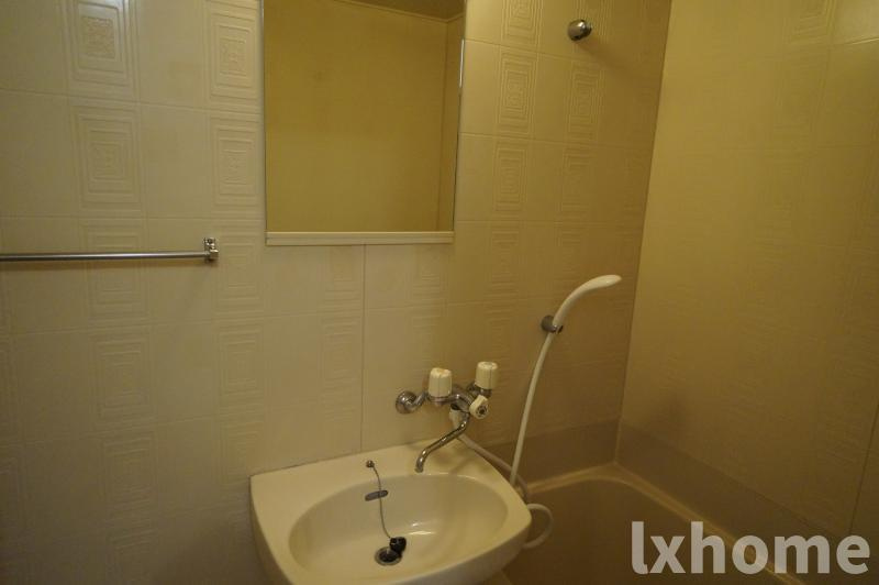 佐藤第3マンションの洗面所|脱衣スペースもあります