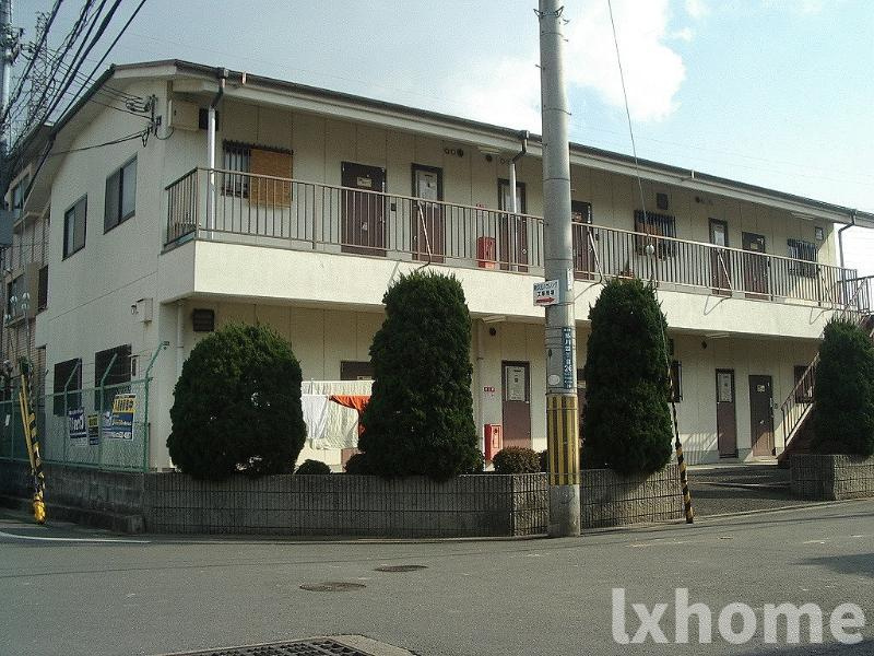 佐藤第3マンションのエントランス|毎日通るエントランスはこのようになっています