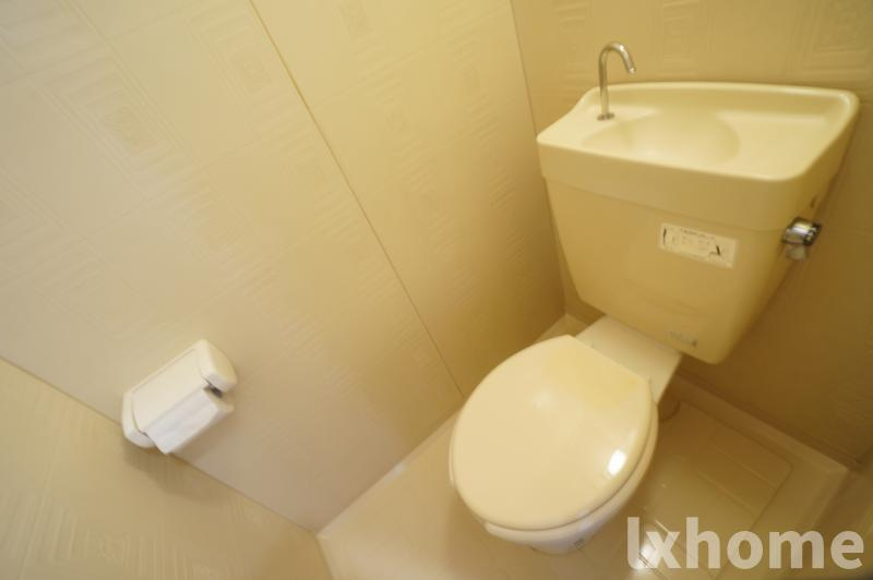 佐藤第3マンションのトイレ|清潔感のあるトイレです