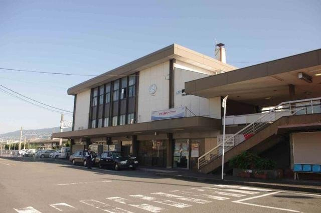 サンリット四国中央　Ａの周辺|伊予三島駅様まで2200m