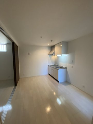 【居間・リビング】 | グランステージ | ※別号室参考画像