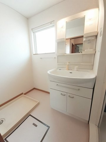 エテルノ中町の洗面所