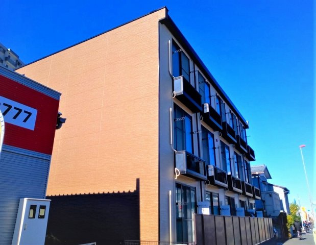 レオパレスセルシス