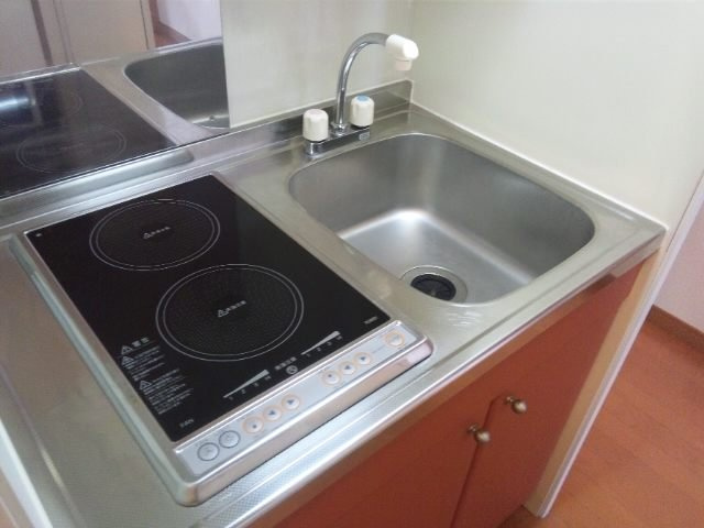 レオパレスフェニックスのキッチン