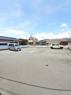 【駐車場】 | アドックヒルズ・モエＢ