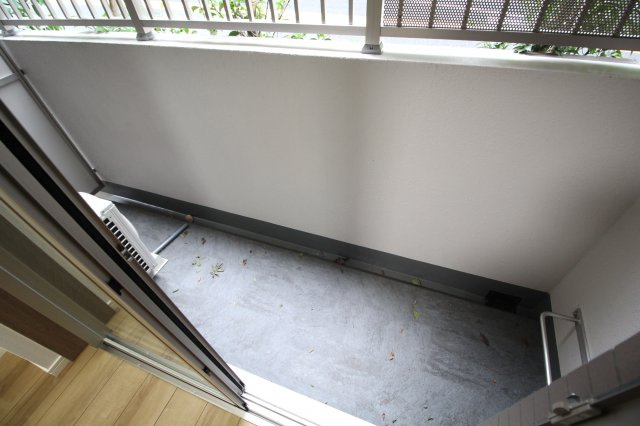 【バルコニー】