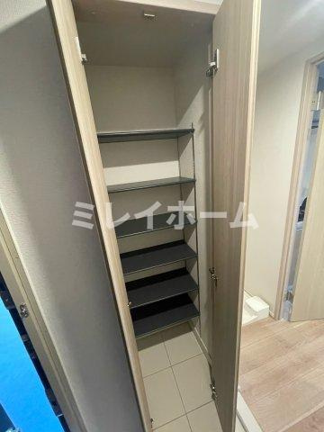 ドゥーエ梅屋敷の収納