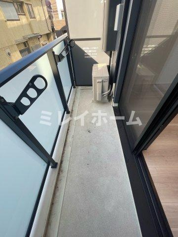 ドゥーエ梅屋敷のバルコニー
