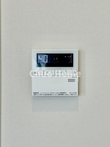 シティタワー有明の発電・温水設備|【給湯リモコン】外での一日を忘れさせてくれるオートバス機能でお好みの湯量・温度に調整された浴槽。