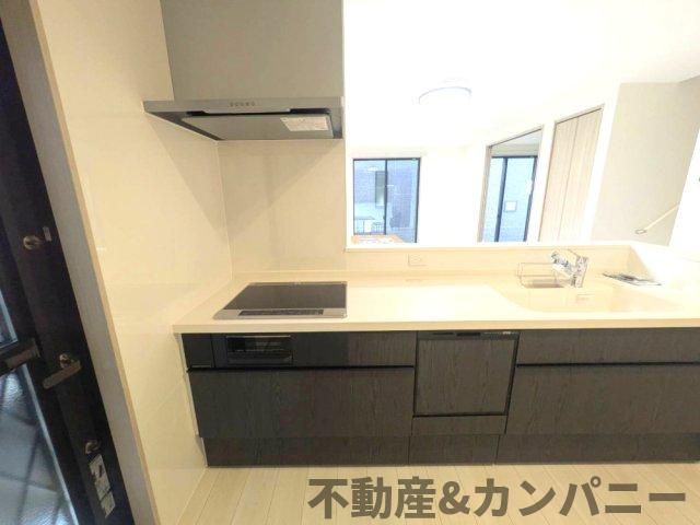 枝松二丁目の新築のおうち　松山市枝松二丁目新築戸建のキッチン|キッチンでお料理をお楽しみください