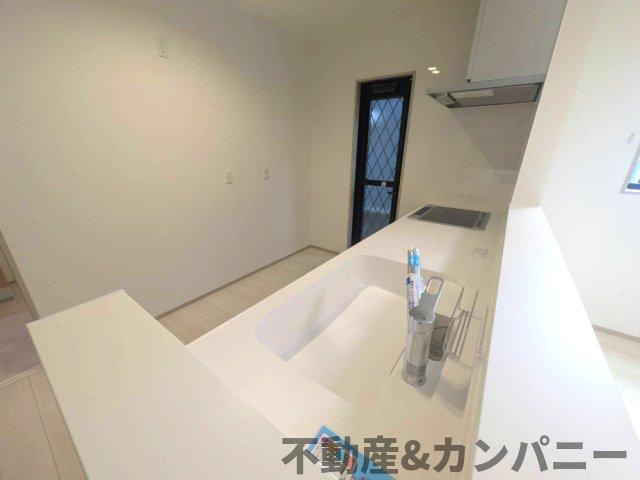 枝松二丁目の新築のおうち　松山市枝松二丁目新築戸建のキッチン|使いやすいキッチンです