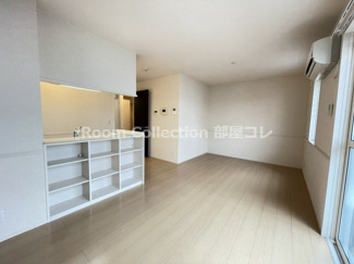 【居間・リビング】 | リサイア Ｃ棟 | ※同物件他部屋写真