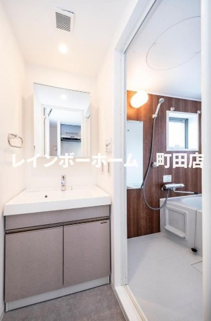 TOPAZ町田※初期費用分割あと払いサービス利用可能物件の独立洗面台|※別号室参考写真です