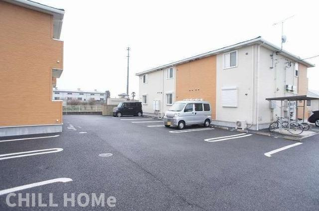 ファインＢの駐車場|当社、チルホームのHPもご覧ください(^^)/物件情報多数♪