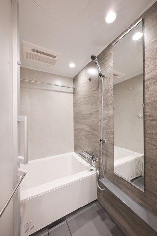 リビオメゾン西麻布の浴室