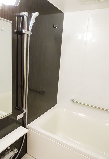 パークアクシス南青山七丁目の浴室|※写真は同タイプ住戸です。