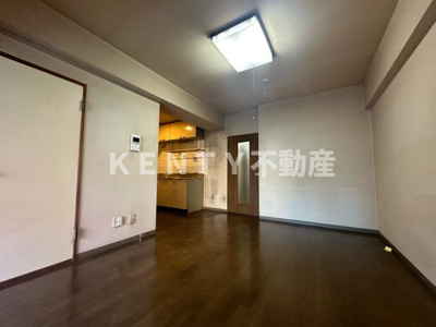 【居間・リビング】 | アビタシオンクレール | おしゃれな居間です