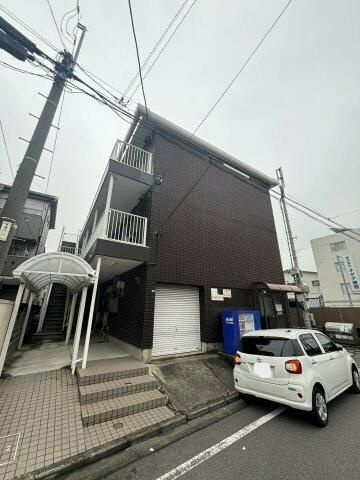 ビューハイム・コヤナギ・岡村の外観