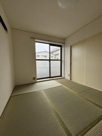ビューハイム・コヤナギ・岡村の寝室