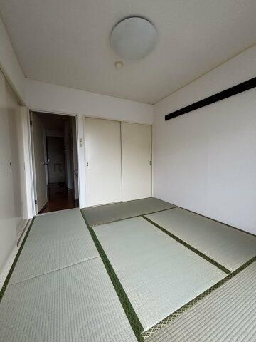 ビューハイム・コヤナギ・岡村の寝室