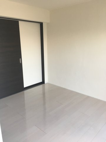 ラムール住吉の居間・リビング|リビングです