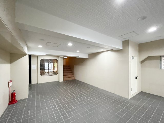 ラムール住吉のロビー|落ち着いたエントランスです