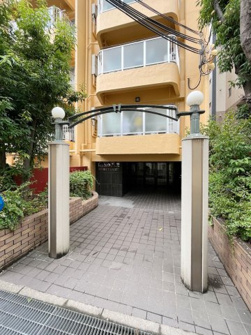 ラムール住吉のエントランス|エントランスです