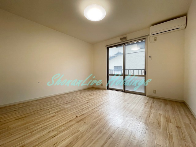 藤沢市高倉のアパートの寝室