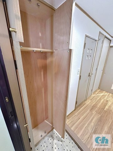 タウンプラザ戸越 402号室の収納