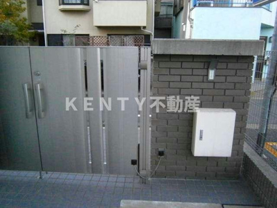 【エントランス】 | レオパレス堤方Ⅱ | 清潔なエントランスです