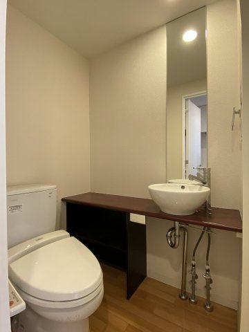 クロスベル森下の独立洗面台|独立洗面台あり、毎朝おしゃれに忙しい女性の方におすすめです