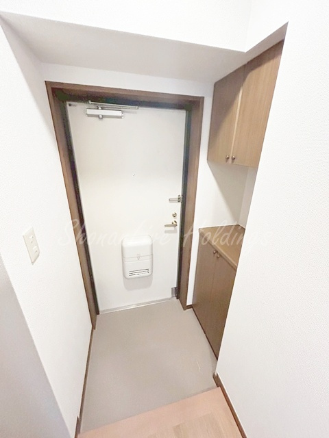 横浜市戸塚区川上町の賃貸マンションの玄関