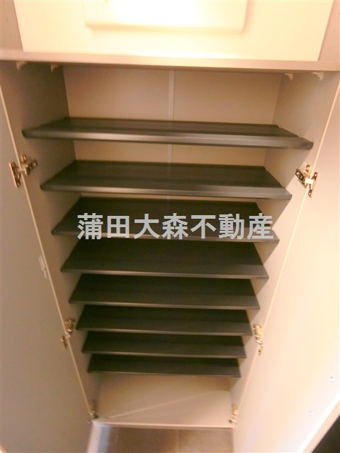 プライマル西蒲田の収納|玄関収納