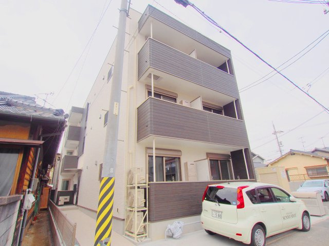 セブンプロート船越南3丁目の外観