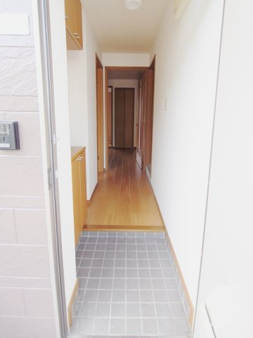 アーバインブレスAの玄関