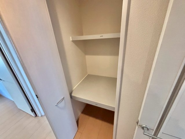 グランモア航　A棟の収納