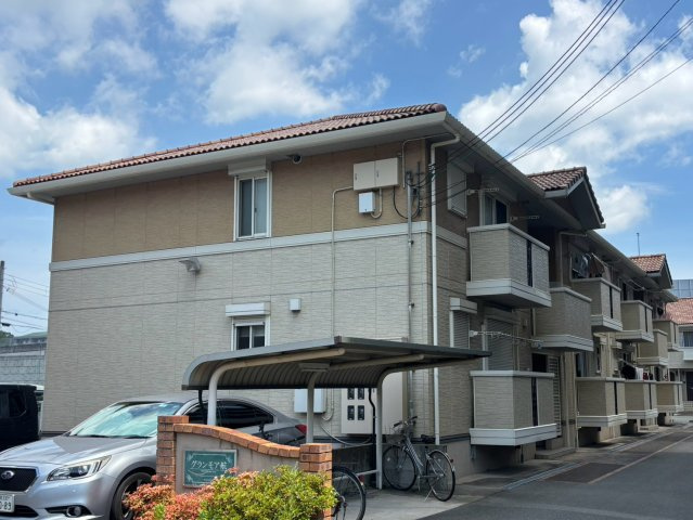 グランモア航　A棟の外観
