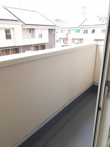 ガーデンコート　Ｅのバルコニー