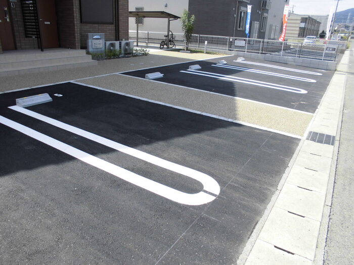 アルシオネⅠの駐車場