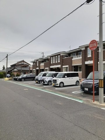 リゲルの駐車場