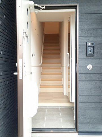 アスティーレ志比田　Ｂの玄関