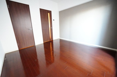 【内装】 | T’s Square大阪城