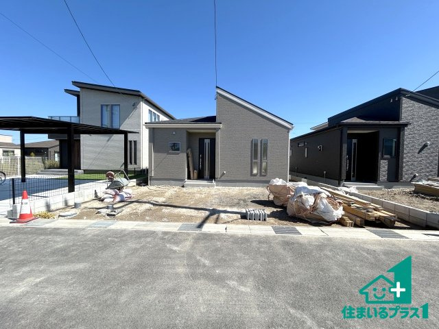 ●31(土)1(日)3(祝)現地案内可能！　磯城郡田原本町黒田の前面道路含む現地写真|周辺は閑静な住宅街！前面道路広々で車の出し入れも便利です。駐車が苦手な方でも安心して車庫入れできます！