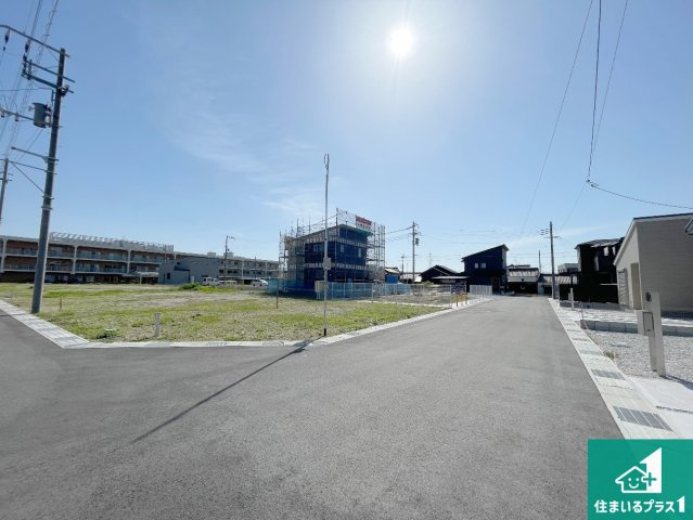 1(土)2(日)現地案内可能！　磯城郡田原本町黒田の前面道路含む現地写真|周辺は閑静な住宅街です。前面道路もしっかりと有りますので車の出し入れも安心ですよ！