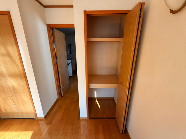 川口市本町三丁目貸家の収納|2Fの洋室6.7帖　収納