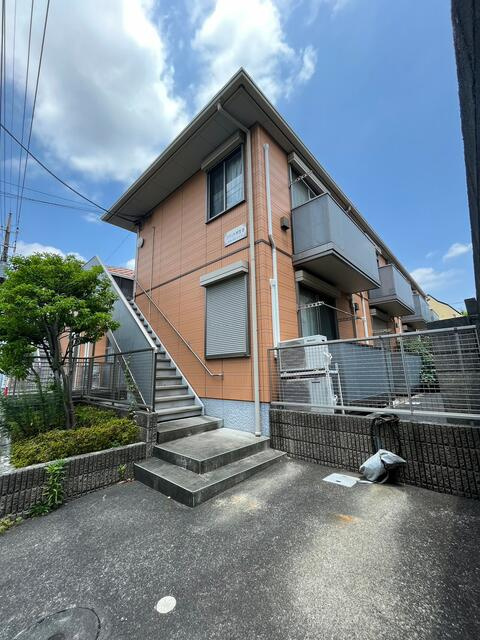 川崎市麻生区上麻生５丁目のアパート