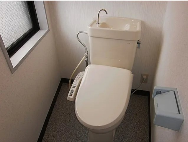 神奈川県横浜市藤棚町一丁目1棟収益マンション「満室」「三方角地」「西横浜駅徒歩8分」のトイレ